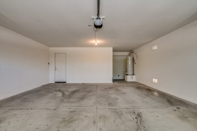 Photo 35 of 39 - 4152 E Bonanza Rd, Gilbert, AZ 85297
