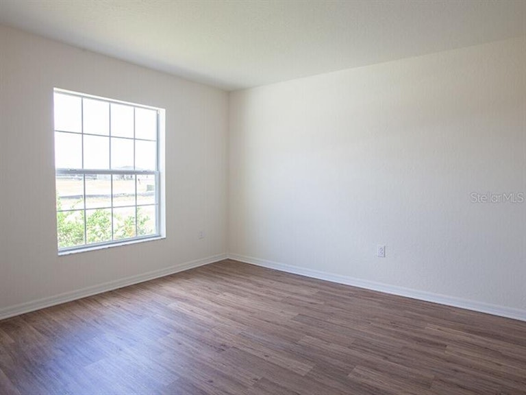 Photo 11 of 18 - 2031 Dexter St, Haines City, FL 33844