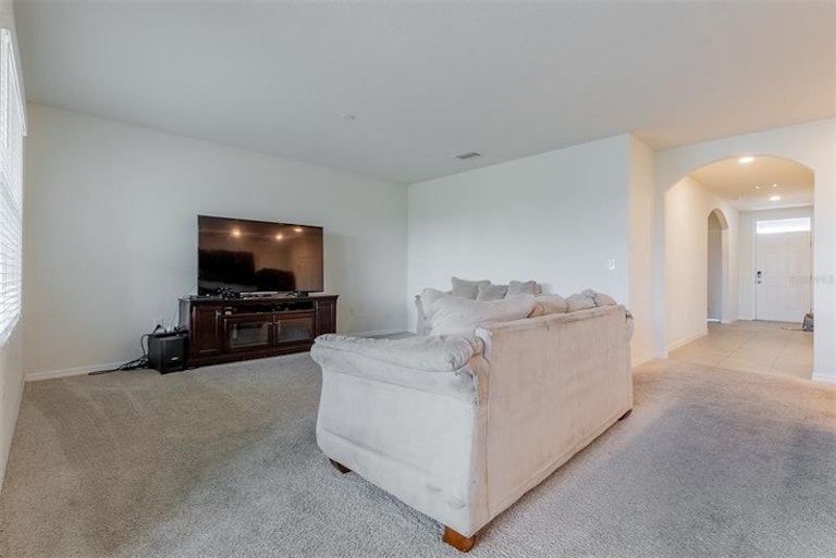 Photo 7 of 34 - 30855 Summer Sun Loop, Wesley Chapel, FL 33545
