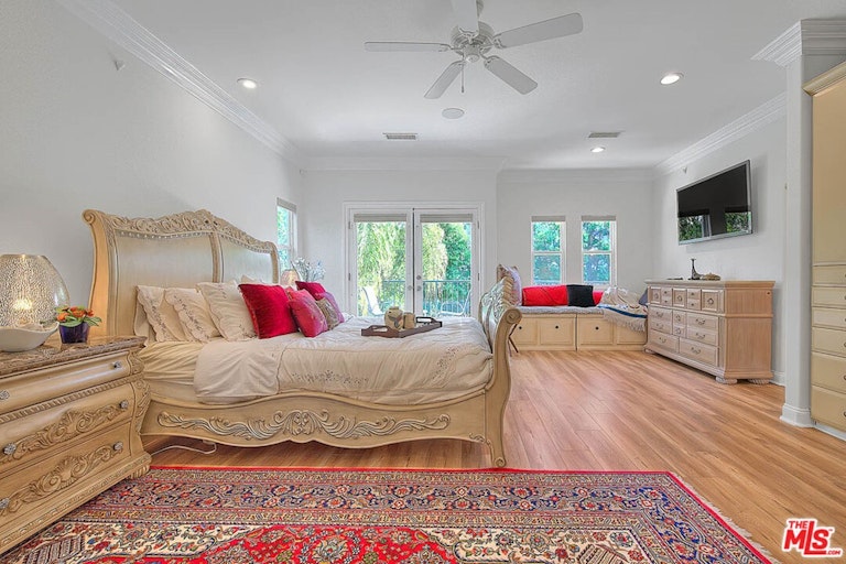 Photo 35 of 54 - 14826 Otsego St, Sherman Oaks, CA 91403