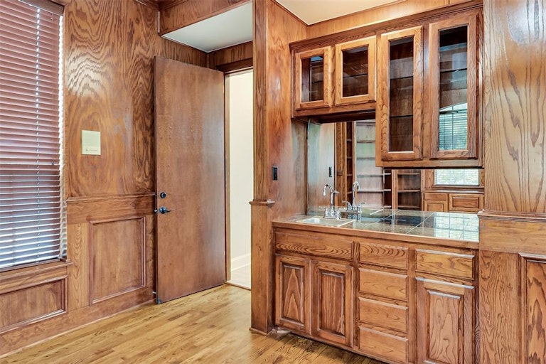 Photo 20 of 40 - 2414 Diamond Point Dr, Cedar Hill, TX 75104