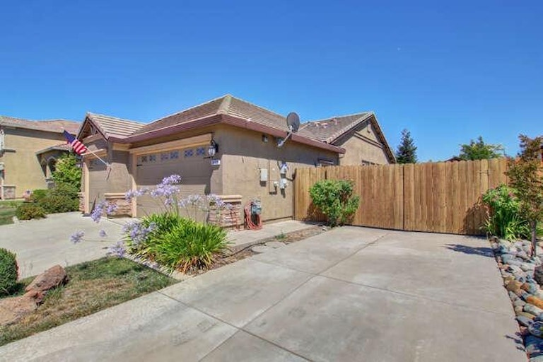Photo 36 of 37 - 3469 Listan Way, Rancho Cordova, CA 95670
