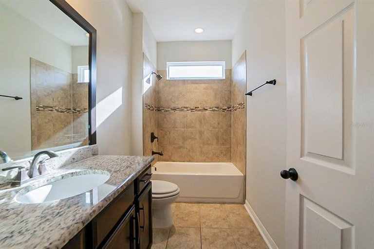 Photo 20 of 24 - 32601 Harmony Oaks Dr, Wesley Chapel, FL 33545