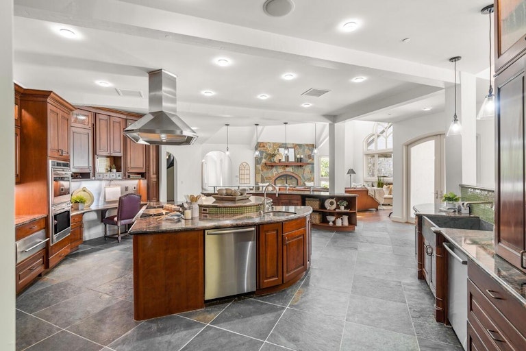 Photo 42 of 99 - 27681 Mace Blvd, Davis, CA 95618