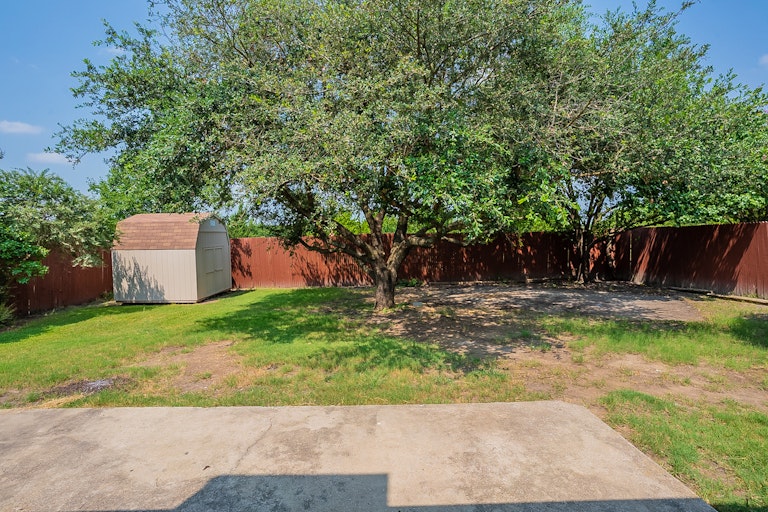 Photo 20 of 21 - 903 Walnut St, Royse City, TX 75189