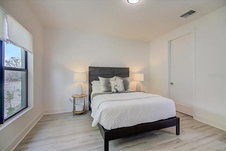 Photo 17 of 42 - 8723 Palm Ranches Pl, Tampa, FL 33614