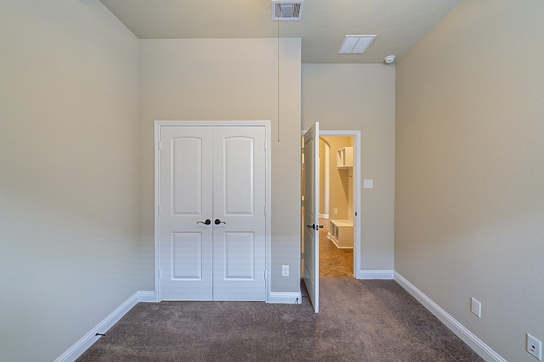 Photo 20 of 30 - 2457 Porto Way, League City, TX 77573