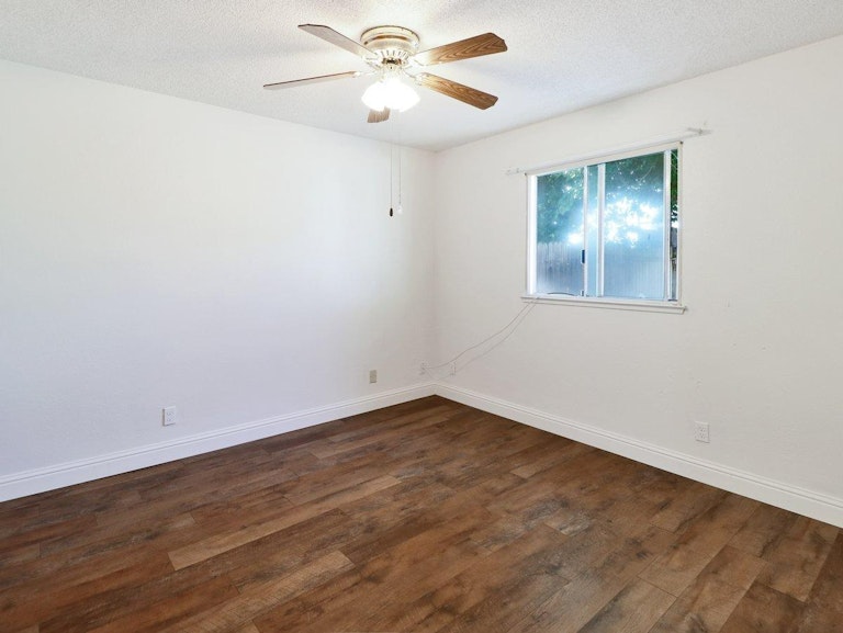 Photo 15 of 20 - 1832 18th St, Olivehurst, CA 95961