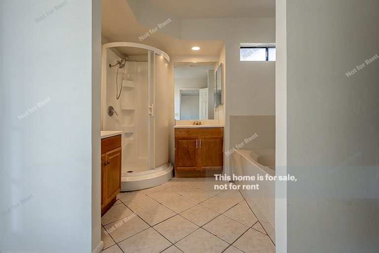 Photo 6 of 23 - 4850 E Dartmouth Cir, Mesa, AZ 85205