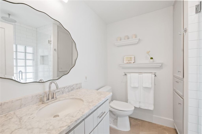 Photo 19 of 30 - 1031 W Melwood St, Houston, TX 77009