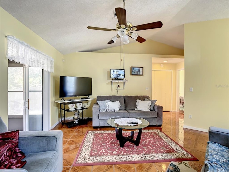 Photo 14 of 64 - 6238 Kaieteur Ln, Orlando, FL 32808