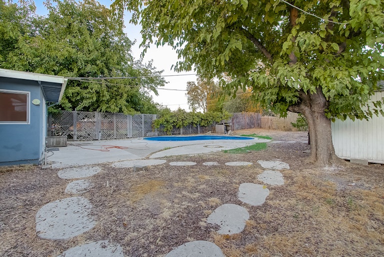 Photo 30 of 32 - 8146 Lichen Dr, Citrus Heights, CA 95621
