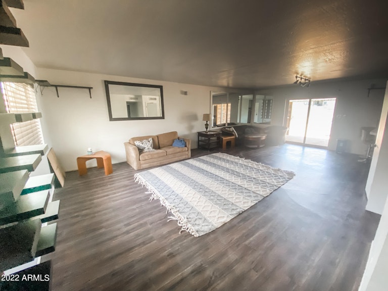 Photo 1 of 30 - 2440 E Valley View Dr, Phoenix, AZ 85042