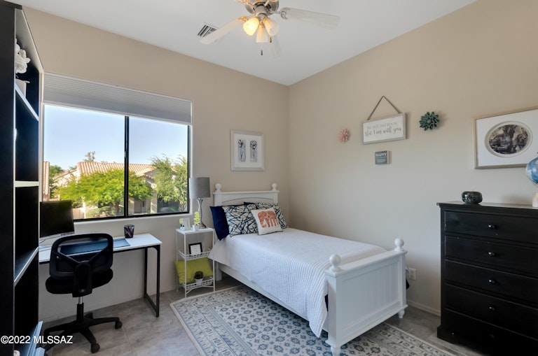Photo 24 of 34 - 249 W Milbrae Springs Dr, Oro Valley, AZ 85755