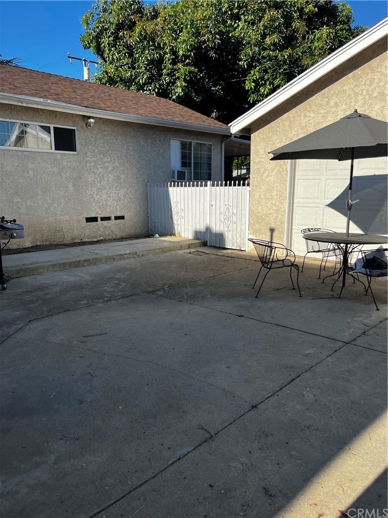 Photo 20 of 25 - 9630 Annetta Ave, South Gate, CA 90280