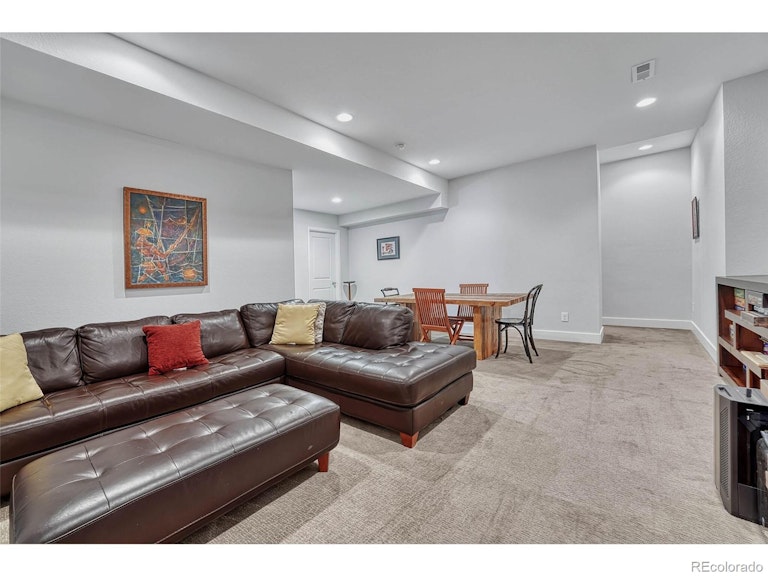 Photo 26 of 40 - 2039 S Gilpin St, Denver, CO 80210