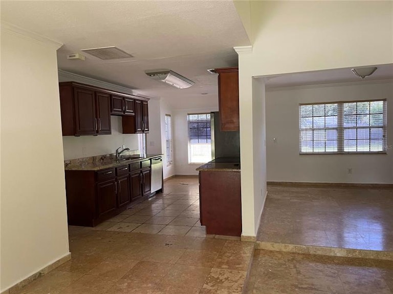Photo 11 of 19 - 7740 Ligonier Ct, Orlando, FL 32819