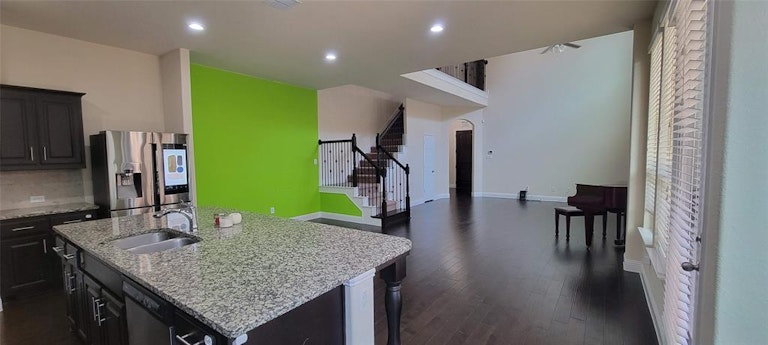 Photo 9 of 28 - 3708 Cobblecreek Dr, McKinney, TX 75070