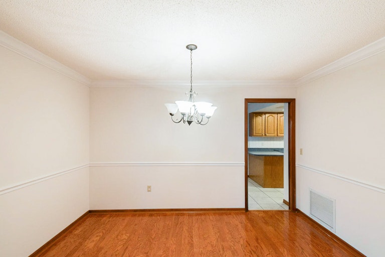 Photo 13 of 26 - 8029 Nashua Ln, Orlando, FL 32817