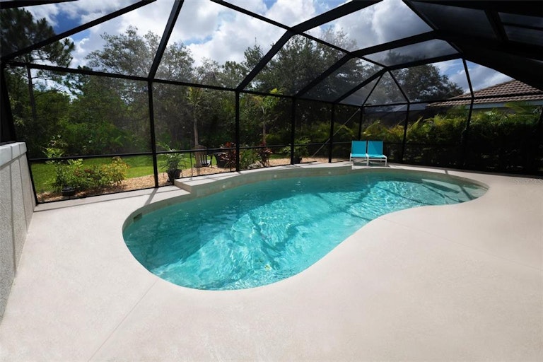 Photo 10 of 53 - 11505 Dancing River Dr, Venice, FL 34292