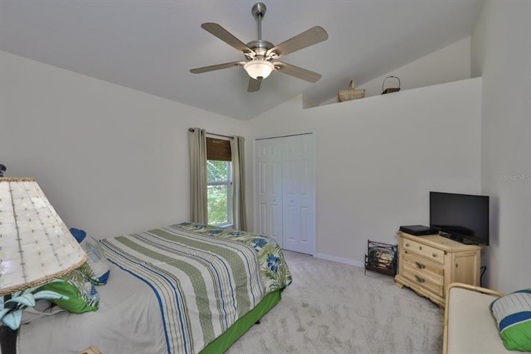 Photo 33 of 50 - 801 Seminole Sky Dr, Ruskin, FL 33570