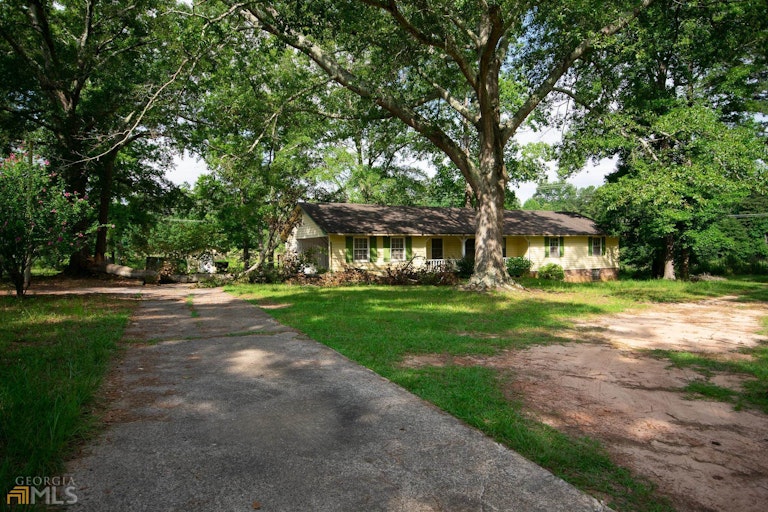 Photo 37 of 37 - 173 Kite Lake Rd, Fayetteville, GA 30214