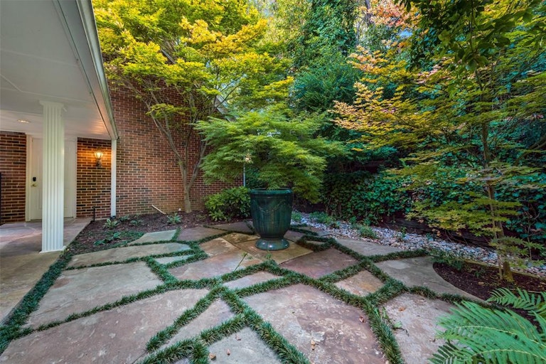 Photo 36 of 37 - 1605 Mariah Bay Cir, Rockwall, TX 75032