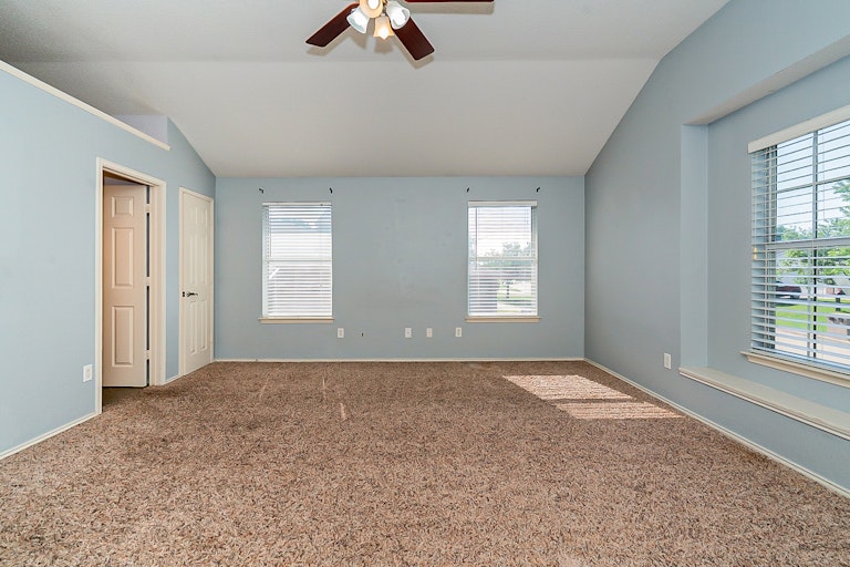 Photo 22 of 25 - 10252 Dawson Trl, Fort Worth, TX 76108