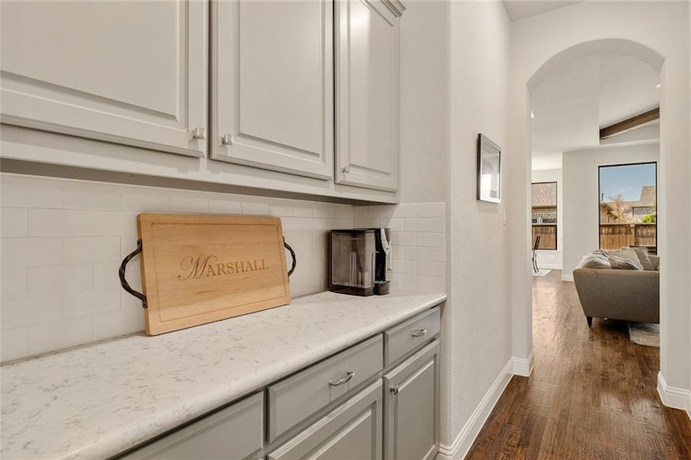 Photo 15 of 40 - 1417 Grassland Dr, Celina, TX 75009