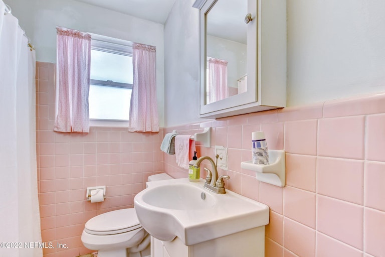 Photo 18 of 51 - 1126 N Fletcher Ave Unit AB, Fernandina Beach, FL 32034