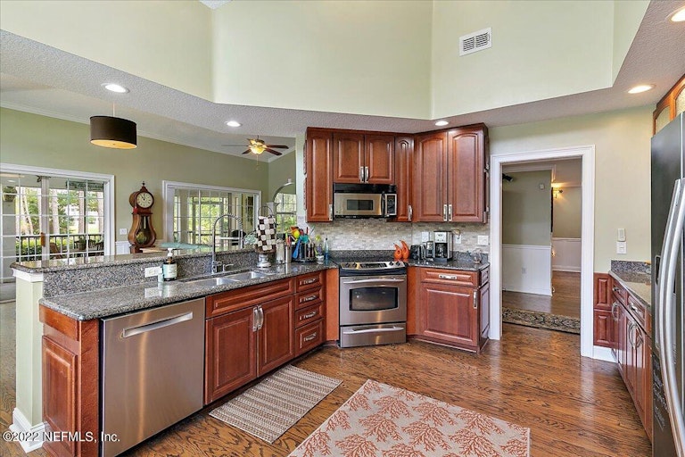 Photo 10 of 40 - 330 N Shore Cir #1111, Saint Augustine, FL 32092