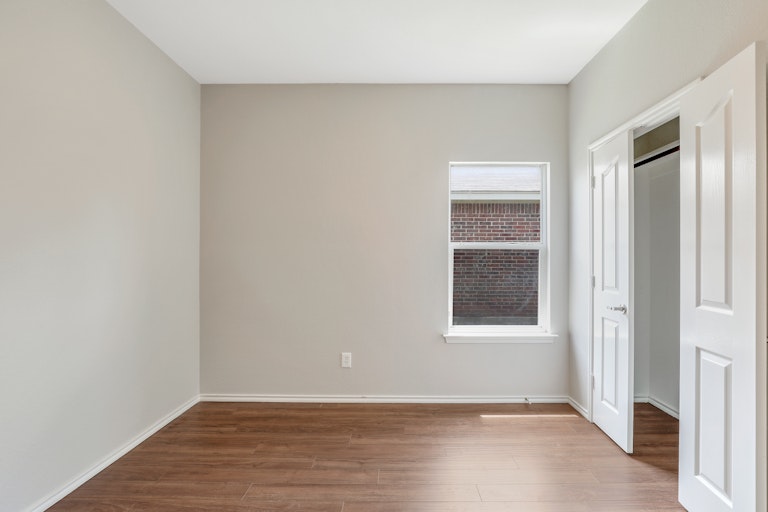 Photo 23 of 26 - 5832 Pearl Oyster Ln, Fort Worth, TX 76179