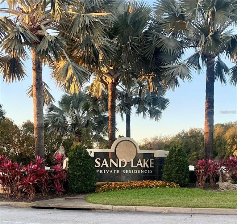 Photo 10 of 17 - 7606 Pissarro Dr #14303, Orlando, FL 32819