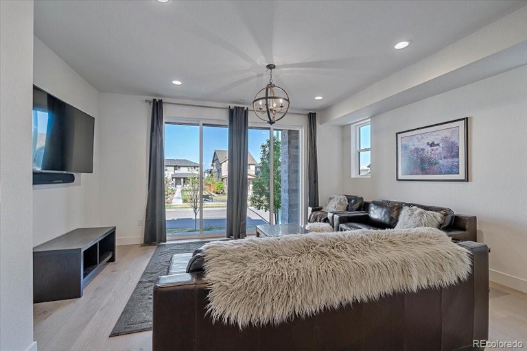 Photo 11 of 40 - 5830 Geneva St, Denver, CO 80238