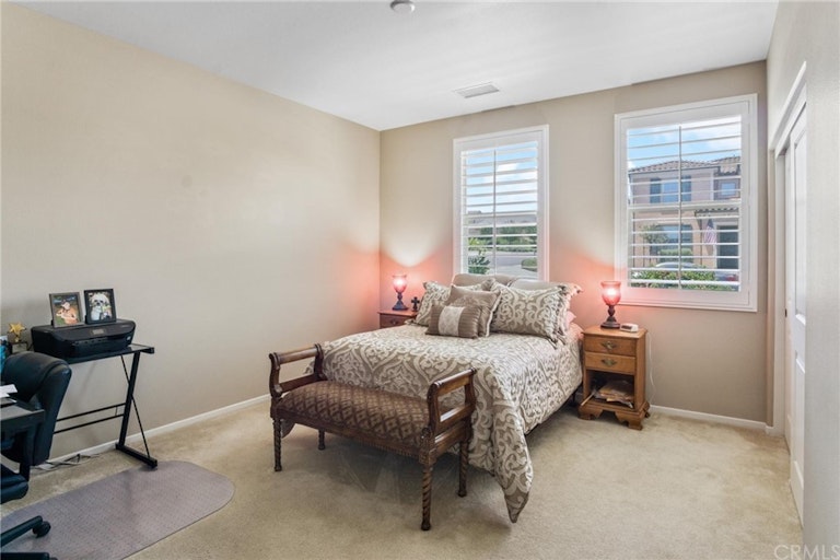 Photo 11 of 24 - 30573 Arrow Leaf Ln, Murrieta, CA 92563