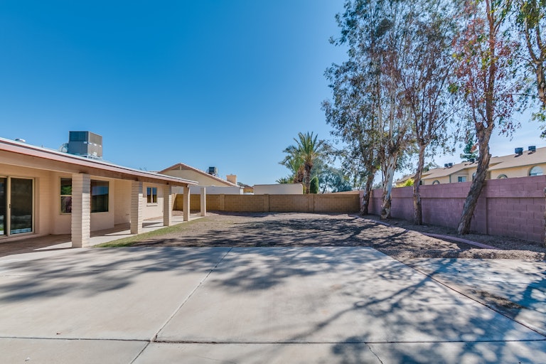 Photo 28 of 31 - 5245 W Christy Dr, Glendale, AZ 85304