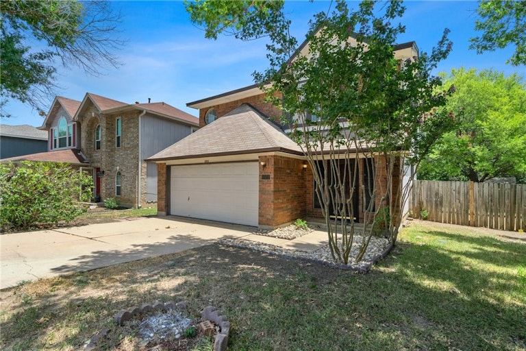 Photo 2 of 30 - 8801 Piney Creek Bnd, Austin, TX 78745