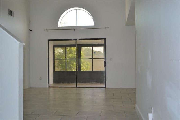 Photo 16 of 35 - 849 Horseshoe Bay Dr, Kissimmee, FL 34741