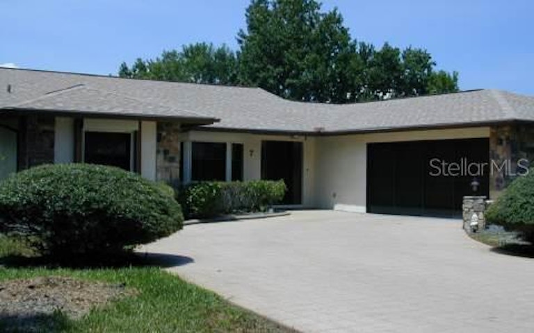 Photo 1 of 1 - 7 Patchogue Pl, Palm Coast, FL 32164