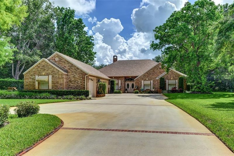 Photo 1 of 47 - 1411 Wyngate Dr, Deland, FL 32724
