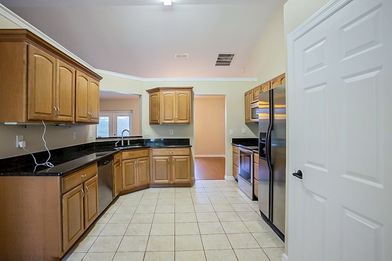 Photo 4 of 23 - 1328 Corsino St, Winter Garden, FL 34787