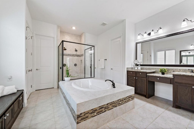 Photo 22 of 39 - 6809 Schubert, Colleyville, TX 76034