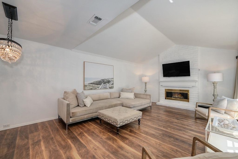 Photo 7 of 44 - 2174 Promontory Point Ln, Rancho Cordova, CA 95670