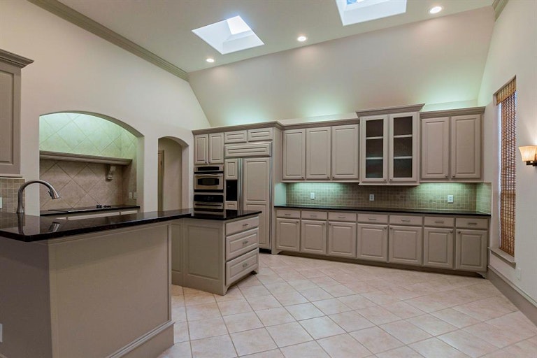 Photo 5 of 14 - 1519 Morris Ln, Frisco, TX 75034