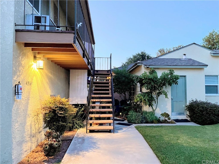 Photo 8 of 13 - 4355 N Bellflower Blvd, Long Beach, CA 90808