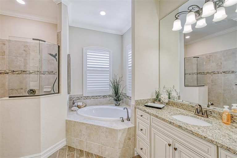 Photo 25 of 94 - 704 Moorings Way, Bradenton, FL 34212