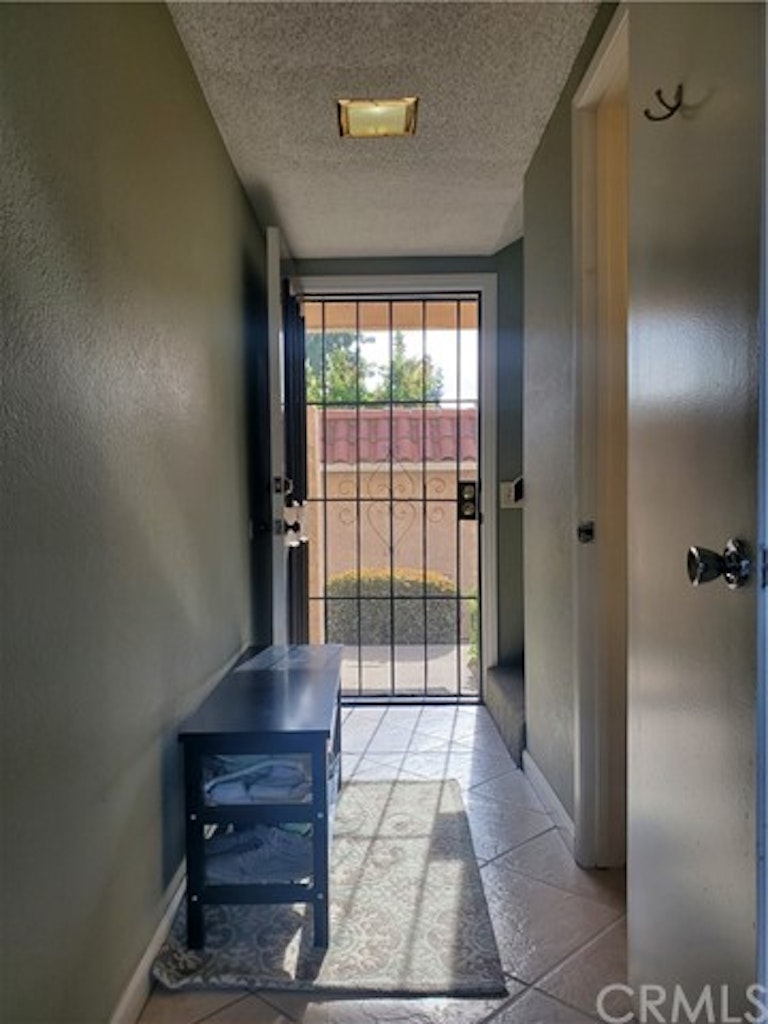 Photo 10 of 26 - 801 Las Lomas Dr Unit B, La Habra, CA 90631