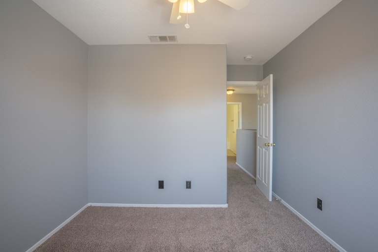 Photo 21 of 30 - 12513 W Shaw Butte Dr, El Mirage, AZ 85335