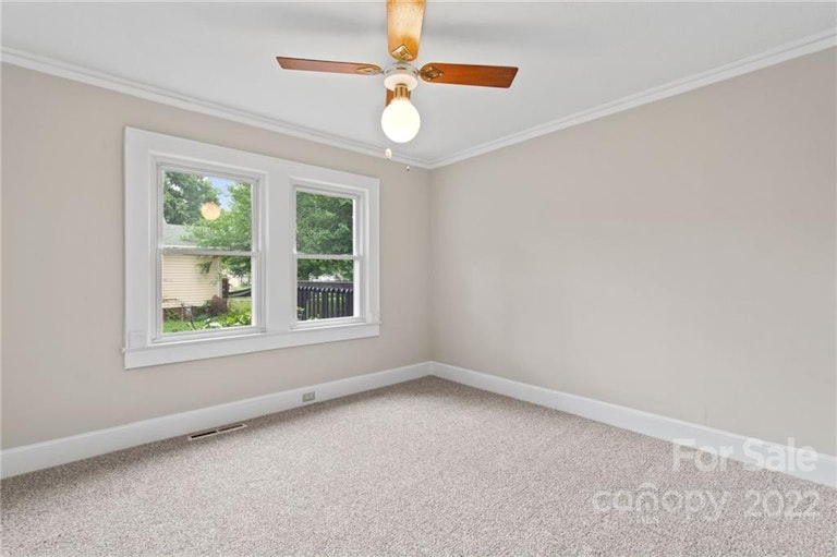 Photo 5 of 26 - 416 Ruth Ave, Kannapolis, NC 28083