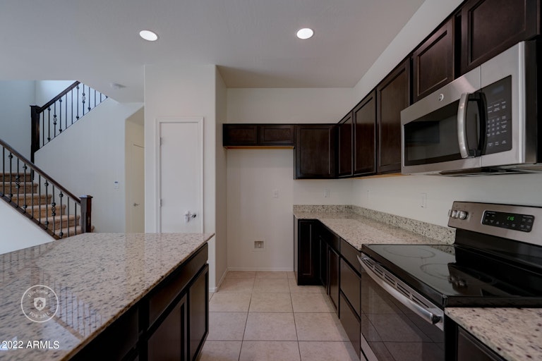 Photo 10 of 26 - 2338 N 73rd Ln, Phoenix, AZ 85035